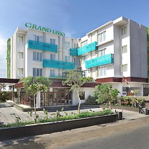 Grand Livio Kuta Hotel